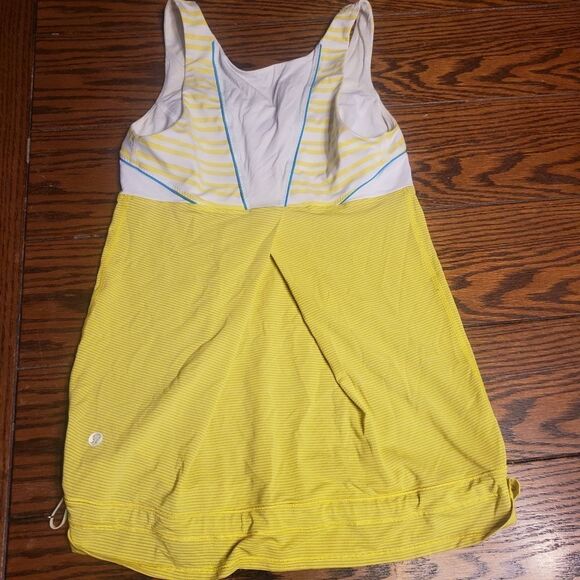 Lululemon Run: Ta Ta Topper  Sizzle / Twin Stripe - Picture 4 of 4